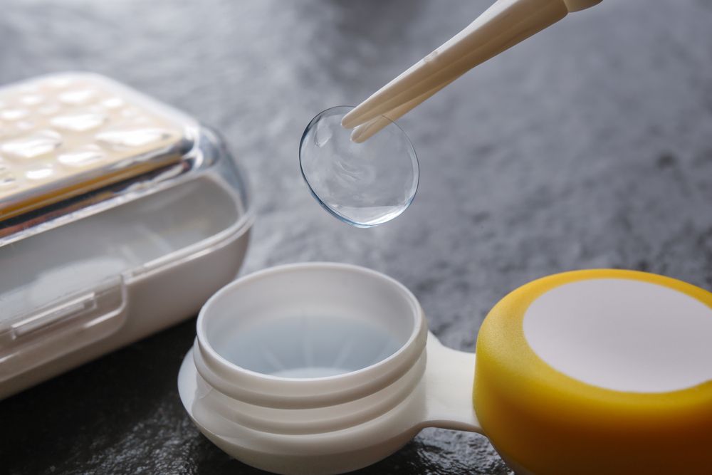 Anderson&Shapiro Eye tweet media