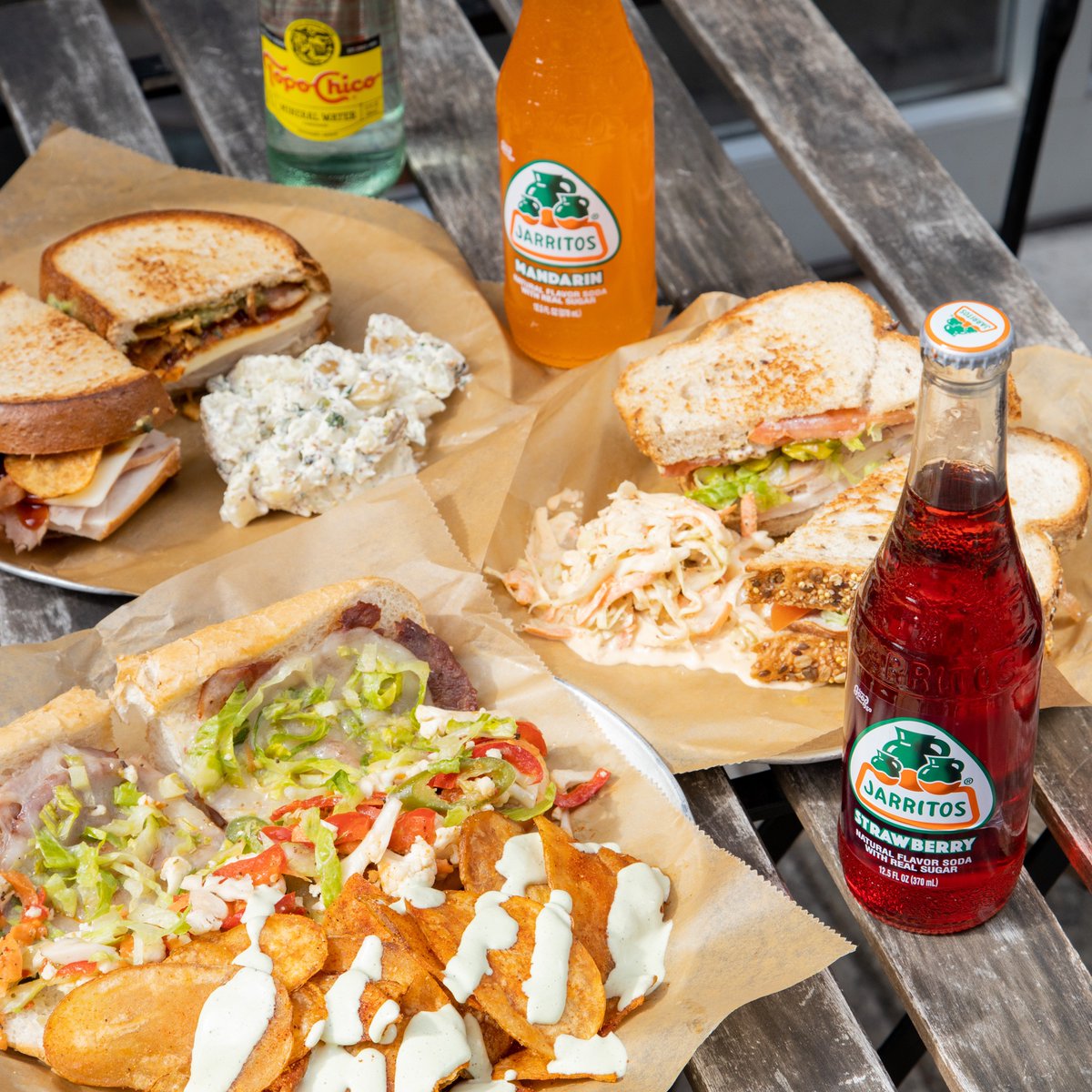 Linus & Pepper's tweet media