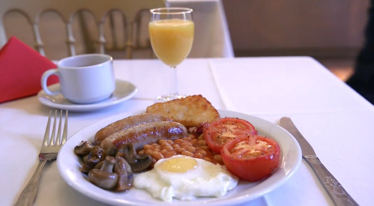 friendlydogbnb's tweet photo. At Craig Y Nos Castle when you're having your breakfast your pet can enjoy their own breakfast sausage. We don't even charge for your dog - all we ask is that they're friendly! https://t.co/BCMMCwOtRH