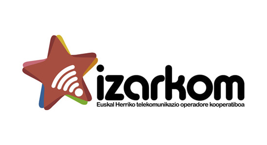 izarkom's tweet photo. COVID19ak sortu duen egoeraren harira:
Jakitun gara #ArrakalaDigitala gure auzoetan ere gertatzen dela eta online klaseak jarraitzeko baliabide nahikorik ez duten ikasleak egon daitezkeela
Irakaslea bazara eta horrelako kasurik ezagutzen baduzu, jar zaitez gurekin harremanetan. https://t.co/CvTS6zr0Ke