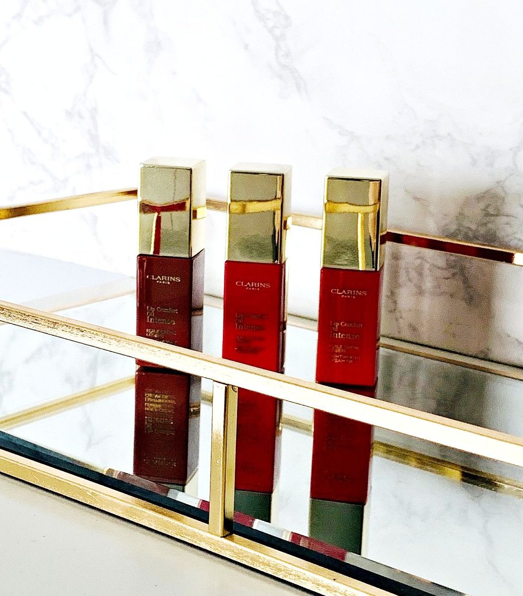 The brand that always gets lip products right - @clarins_uk tinyurl.com/t6wpcvn @theblogsRT @blogging_RT @HarmonyBloggers #BloggersTribe #bbloggers