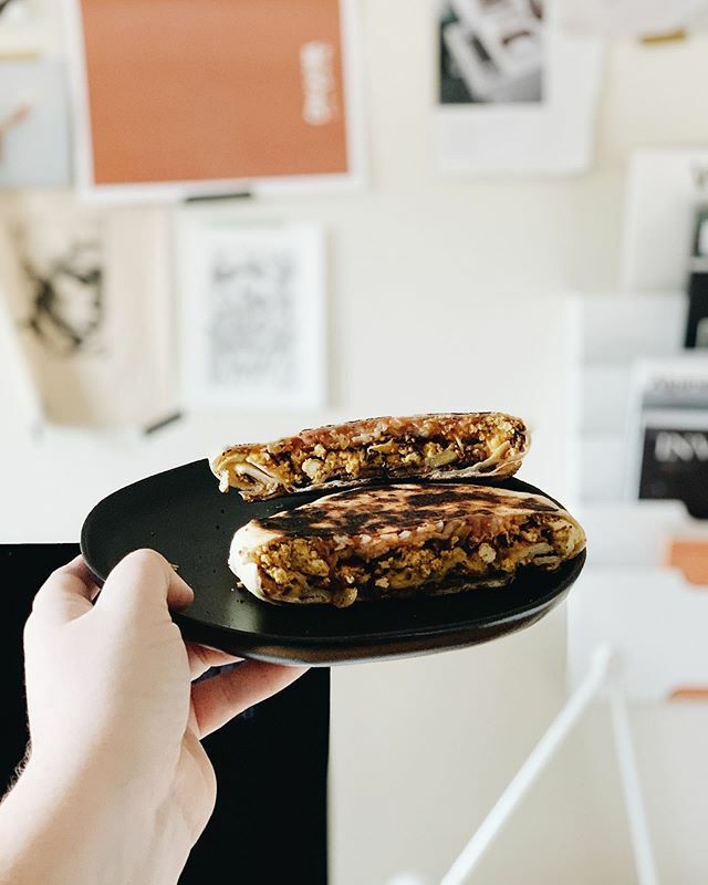eating my burned crunchwrap because it was the last tortilla, i’m not going outside for more, and i’m too hungry not to finish this 😅😛 sitting in front of my computer finishing writing recipes for our next issue (this one included) and putting together an article on reuse/re…