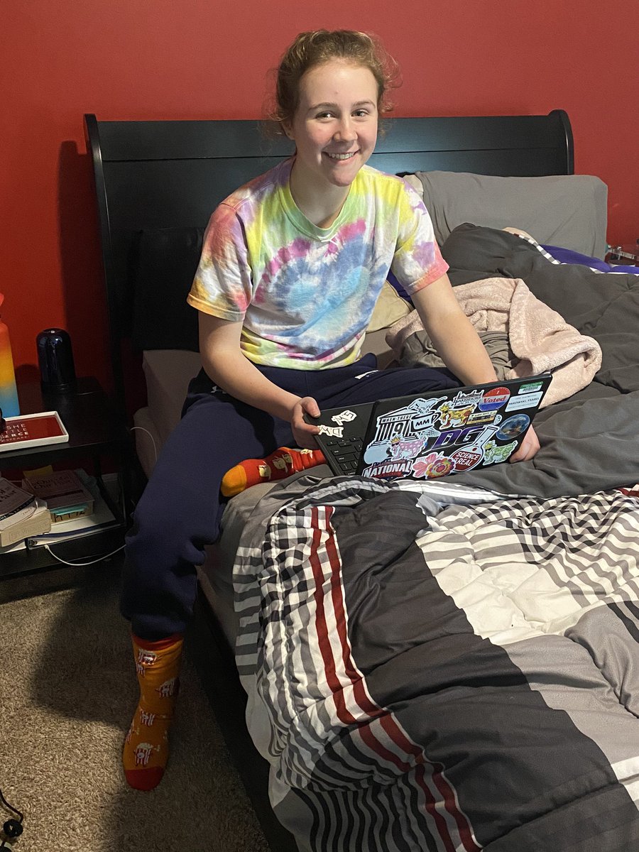 Ysa Pakowski tweet media