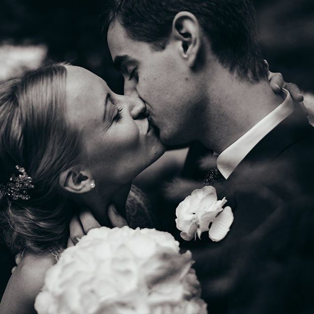 inshotat's tweet photo. Kathi &amp; Johannes (unbedingt im Profil ansehen! ;-) ) ❤️🤵👰💘#austrianwedding #indiewedding #europewedding #momentsovermountains #adventurouswedding #belovedweddings #weddingstory #lovebirds #viennaphotographer #inshotwedding #danielschalhas #danielscha… https://t.co/cqKXxk1IC0 https://t.co/kO87Eurit3