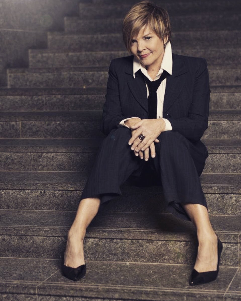 ScullersJazz's tweet photo. Karrin Allyson- MAY 23

get your tix online! ⁣⁣⁣
 @KarrinAllyson 
⁣
~Keep enjoying the music of your favorite artists and we engage you to follow   their social media, download   their music and/or  buy their merchandise ! ~⁣
@ericwgbh @Jazz247_WGBH 
@bonnie_wicn @necmusic https://t.co/PtSIgaFQAt