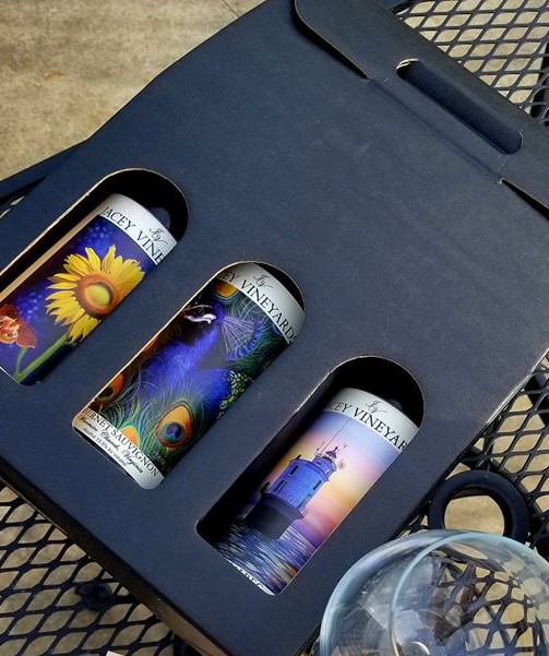 Please continue to support local wineries! To adhere to #COVID19 guidelines, Trail wineries have postponed events. Those with appropriate space for #SocialDistancing welcome visitors and bottle sales for carry-out are available!
#vawine #wine