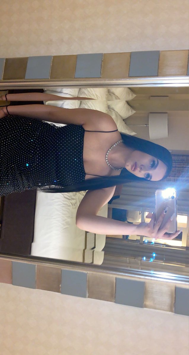 priincessviaa's tweet photo. Submissive boys are my favorite. #findom #paypig https://t.co/atdFnM0Bgl