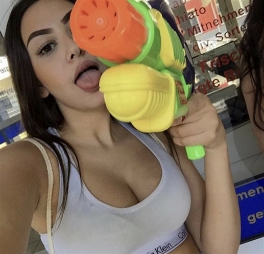 Some dicks I receive in Dms are impressive
#horny #cocktribute