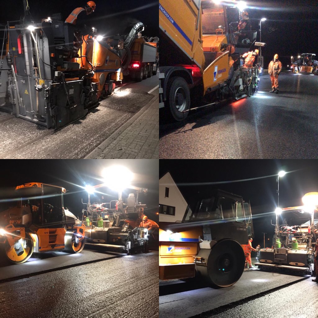 De mannen van de <a href="/VermeulenGroep/">VermeulenGroep</a> staan in de nachtelijke uren te werken. Geen #thuiswerken . #Respect voor hen.