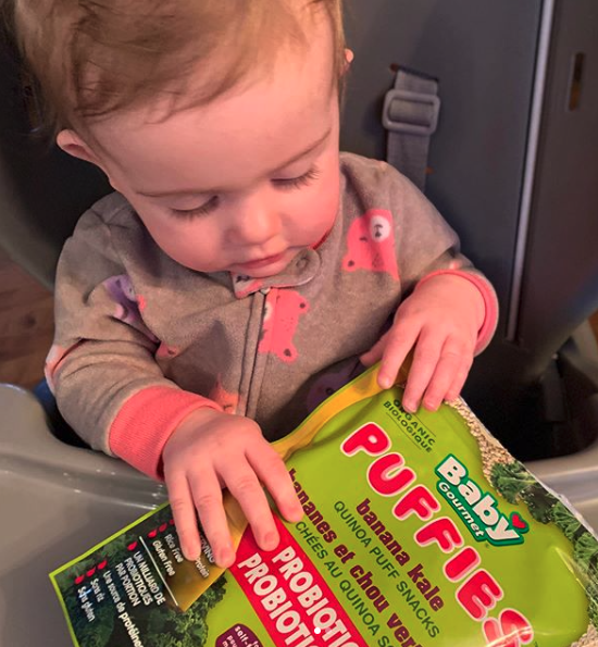 📷: Repost from @ kounting.kellys
“Stop staring and help me open this mom” - Charlotte