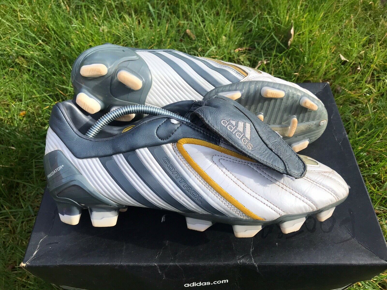 adidas predator powerswerve size 11