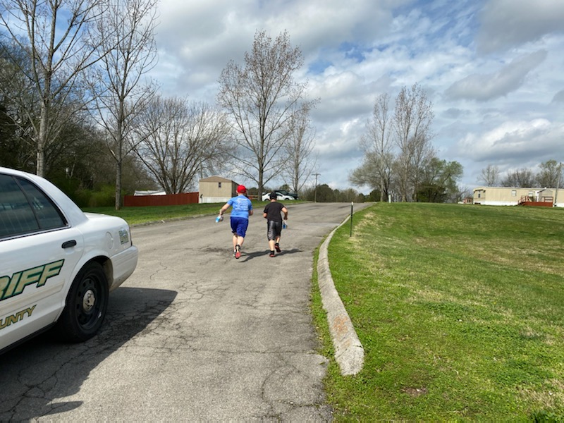Kudos to all the teachers, food service workers, bus drivers, and administrators who helped with delivering more than 400 lunches today at 26 sites across the county. #loudoncountyserves