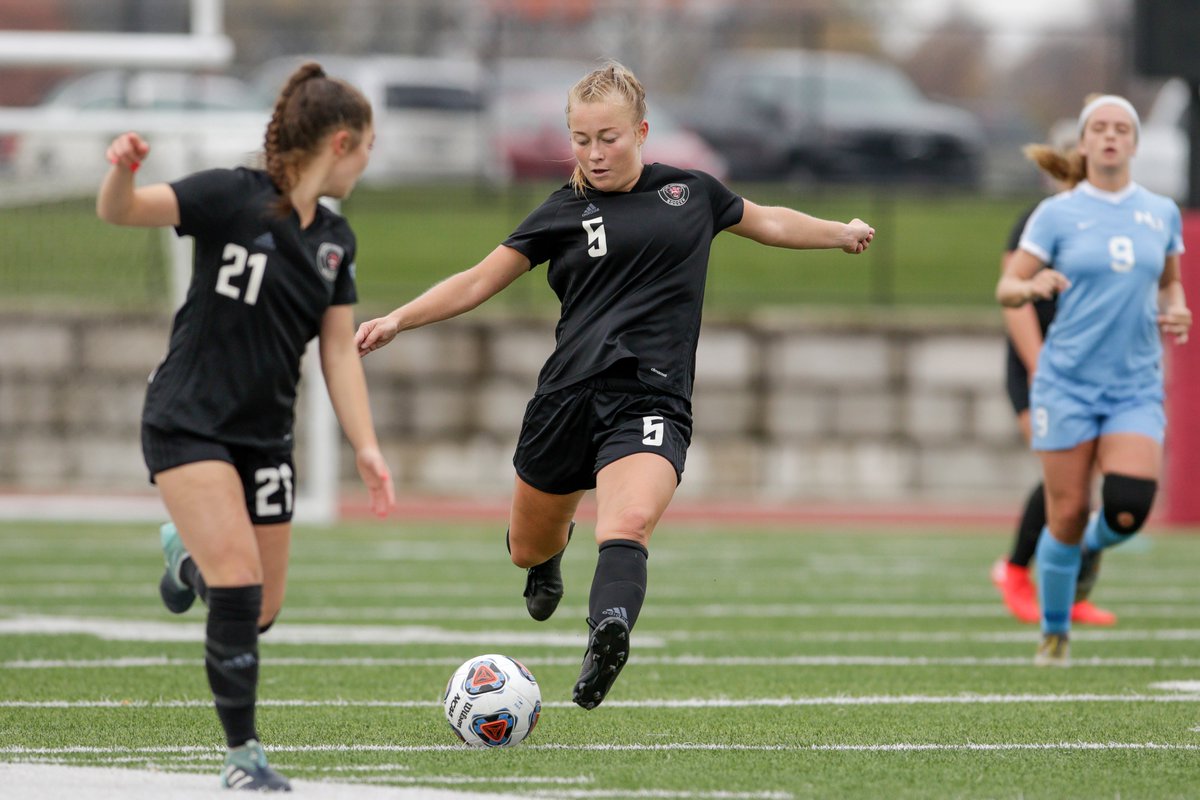 DUAthletics's tweet photo. Women's Soccer Photos

Over the upcoming weeks we will choose some of the top action photos of different sports from the 2019-20 season. First up is the women's soccer program! These four photos came from Chris duMond and Walter Cronk. We hope you enjoy taking a look at these! https://t.co/Sf3Hnzn9a4