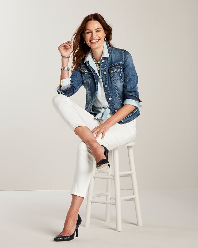 Chicos's tweet image. These no-stain jeans and classic denim jacket are an automatic "add to cart". #FirstDayOfSpring Click here to shop: spr.ly/60191tKLv