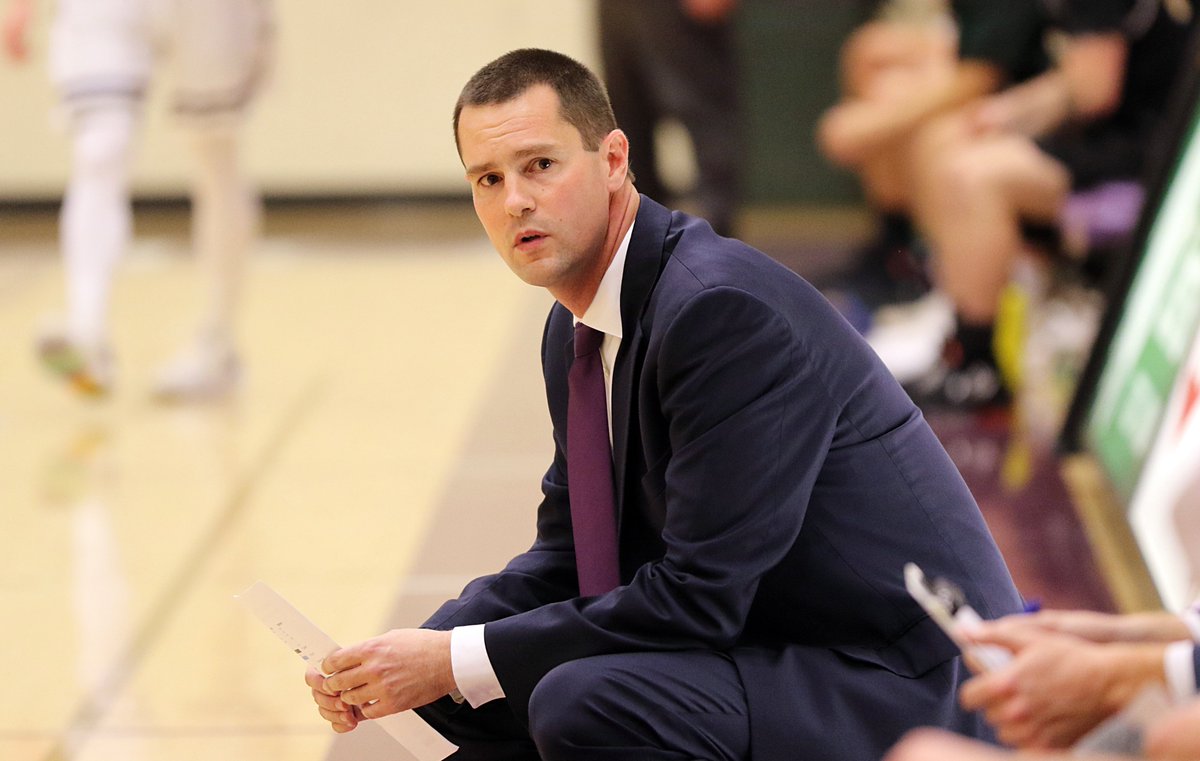 YoteAthletics's tweet photo. BREAKING - @YotesHoops head coach @Colby_Blaine named NAIA Division II Men's Basketball Coach of the Year...first time a C of I men's basketball coach has earned the honor... https://t.co/qKArLm13hS