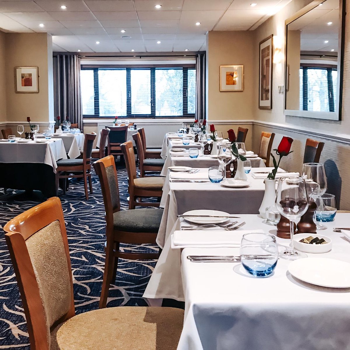 These will be our temporary opening hours due to the Coronavirus 😷
THURSDAY 19th: CLOSED
FRIDAY 20th: CLOSED
SATURDAY 21st: CLOSED
SUNDAY 22nd: OPEN MOTHER'S DAY SUNDAY LUNCH 12-6

The family will be at the hotel to answer phone and email enquiries, between 10am and 6pm.