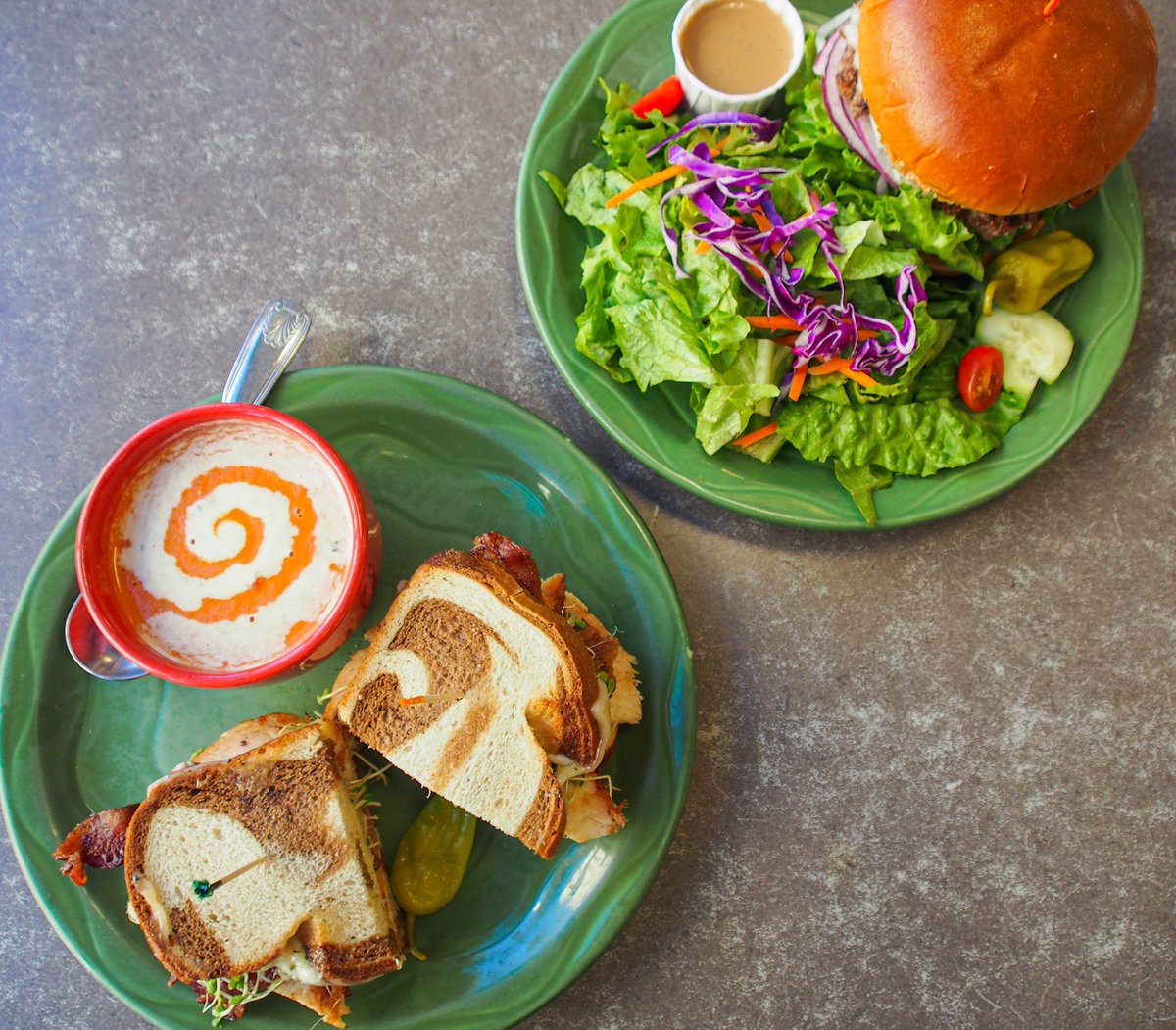 SnowCityCafe tweet media