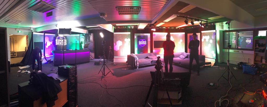 Juhalahti's tweet photo. Telia Esports Serieksen uusi kausi alkoi. Rakensimme siihen uuden studion ja koodasimme oman grafiikkajärjestelmän. Kiitos kovasta duunista tiimille!

@jazzukas @sytemFin @Azhrak @TonTTuTV @CloudSaving @Zeikko @_Niklas_S_ @apeltola @MKaarttinen  ja moni muu.

#esportsfi #TeliaGG https://t.co/nx6EwXlqWq