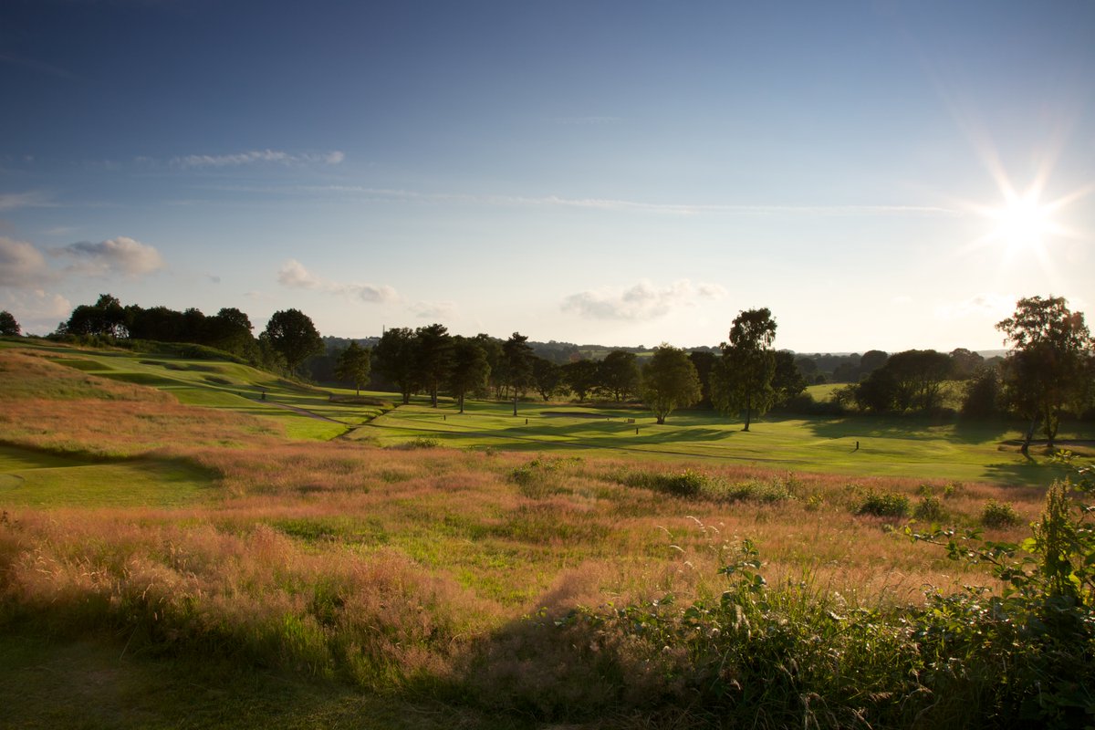 headingleygolf's tweet photo. We're still open ✅

As things stand our course is open and you can book online to play Headingley Golf Club

With all but one hole is in full play and from JUST £25 you won’t find better value

Book online today 👉 https://t.co/DvyPAmQtXG https://t.co/FJOHf0chSc