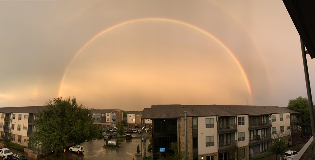 Shortly after taking this I fell down the Wikipedia rabbit hole on rainbows and found out that it’s suggested that there may be rainbows (including infrared rainbows) on TITAN 🤯 which is just awesome. #Workingfromhome has its perks 🌈