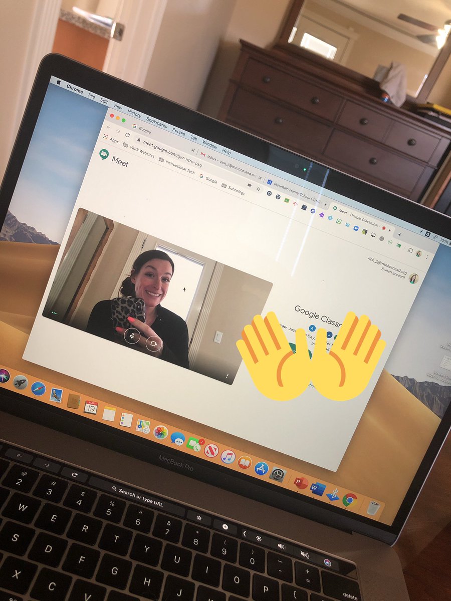 vick_integrate's tweet image. I guess the decision to get a graduate certificate in Online Teaching for Adults while pursuing my Ed.S was a wise decision  😂🤣 I could not have predicted this would be my future but the Lord works in mysterious ways! #BSU #mhsd193 #letstacobouttech