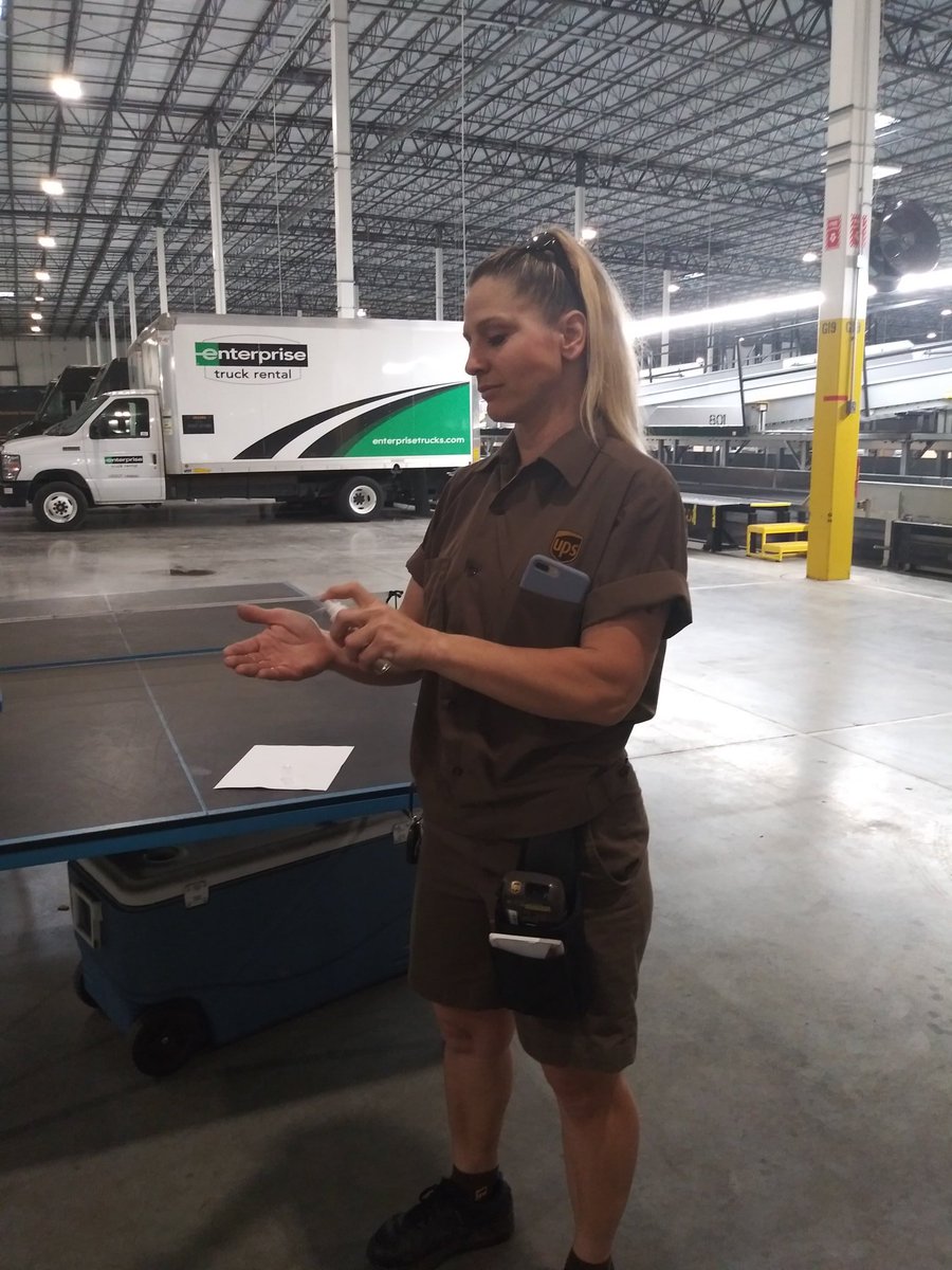 Tam_UPS's tweet photo. Continue to take your preventative measures to avoid exposure! Wash your hands for 20 seconds, use hand sanitizer that contains 60% alcohol or more! #StaySafe #StayHealthy #AvoidExposure @CaseyOReillyUPS @RedRiverWomen @RedRiverUPSers @UPSers https://t.co/itOEBHTA5r