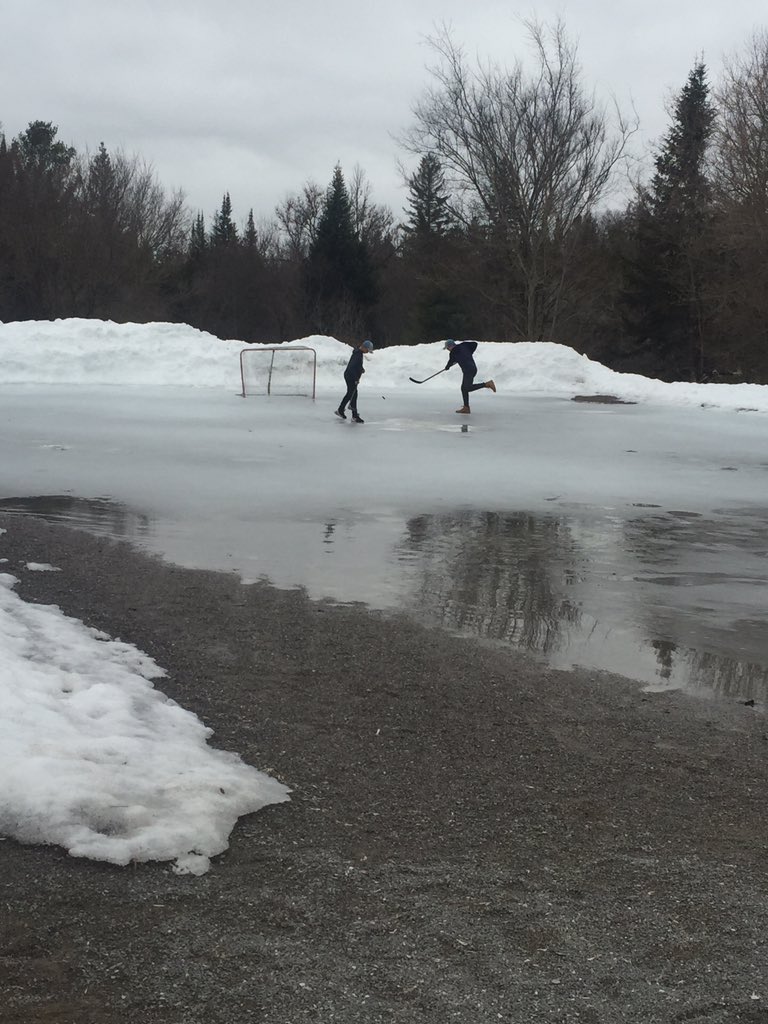 sworona's tweet photo. Quieter hockey moments #kawarthalakes #cottagetime #burntriver #fourmilelake https://t.co/g715PYPbTU
