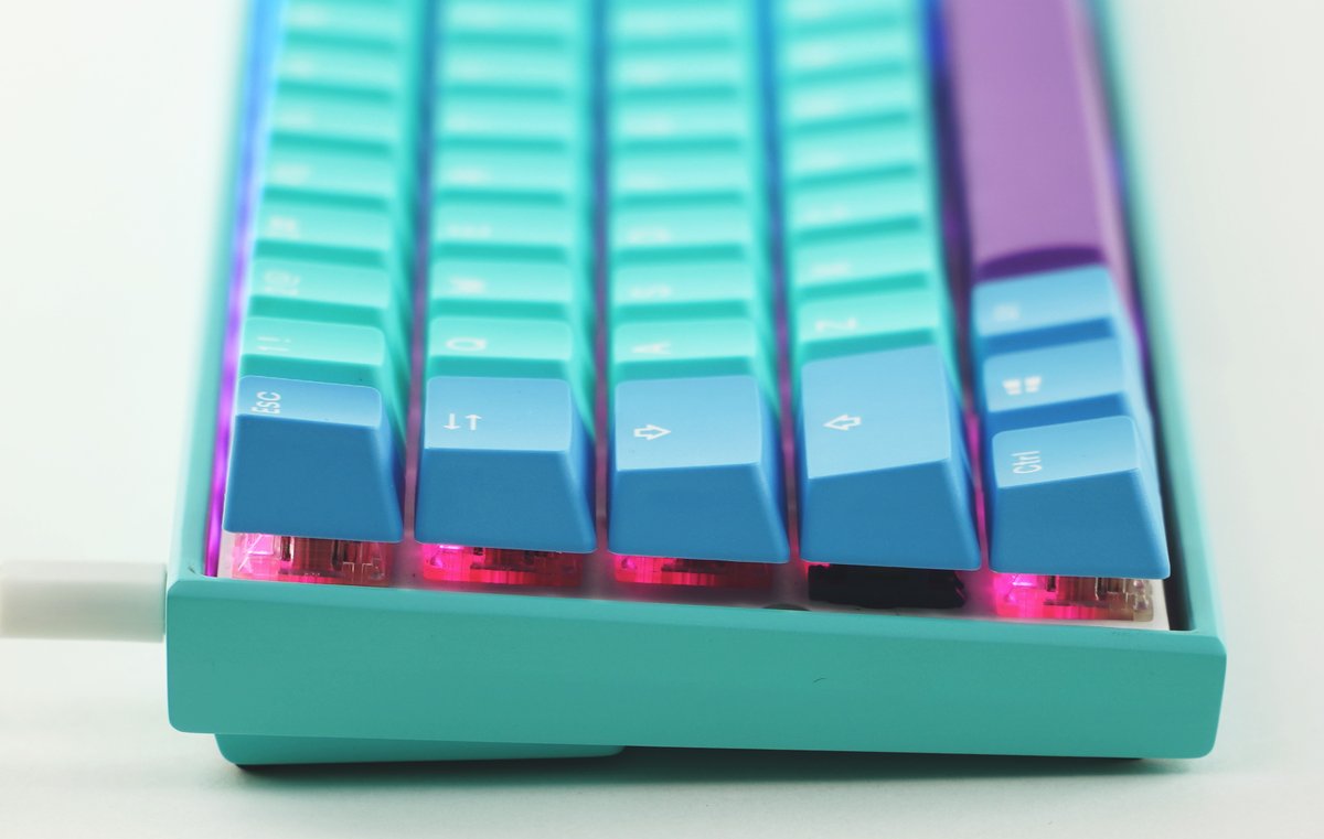 Mechanical Keyboards Same Frozen Llama Keycaps