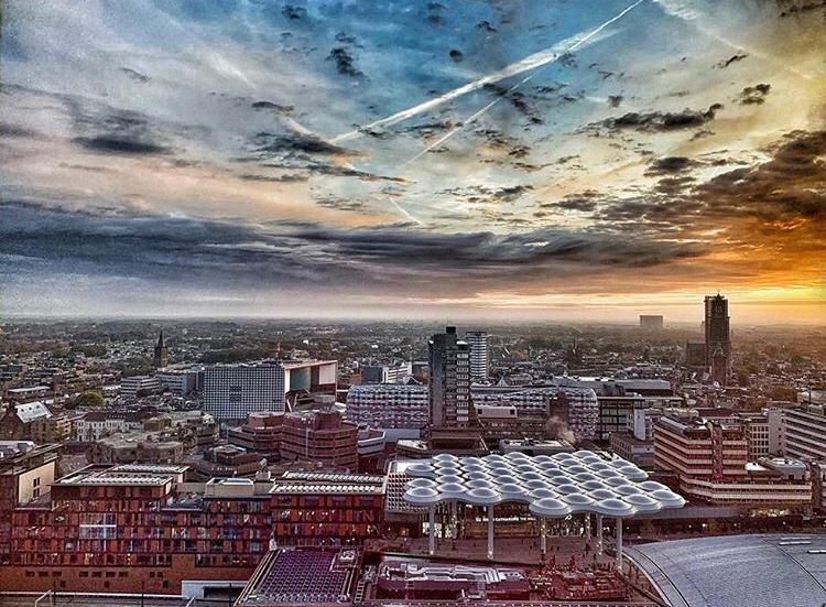 De coronacrisis is overal voelbaar. Deze maatregelen bieden steun en coulance aan inwoners en ondernemers uit Utrecht. Lees meer   op bit.ly/2IXFpsX. #coronavirusNederland #Covid_19 #Utrecht