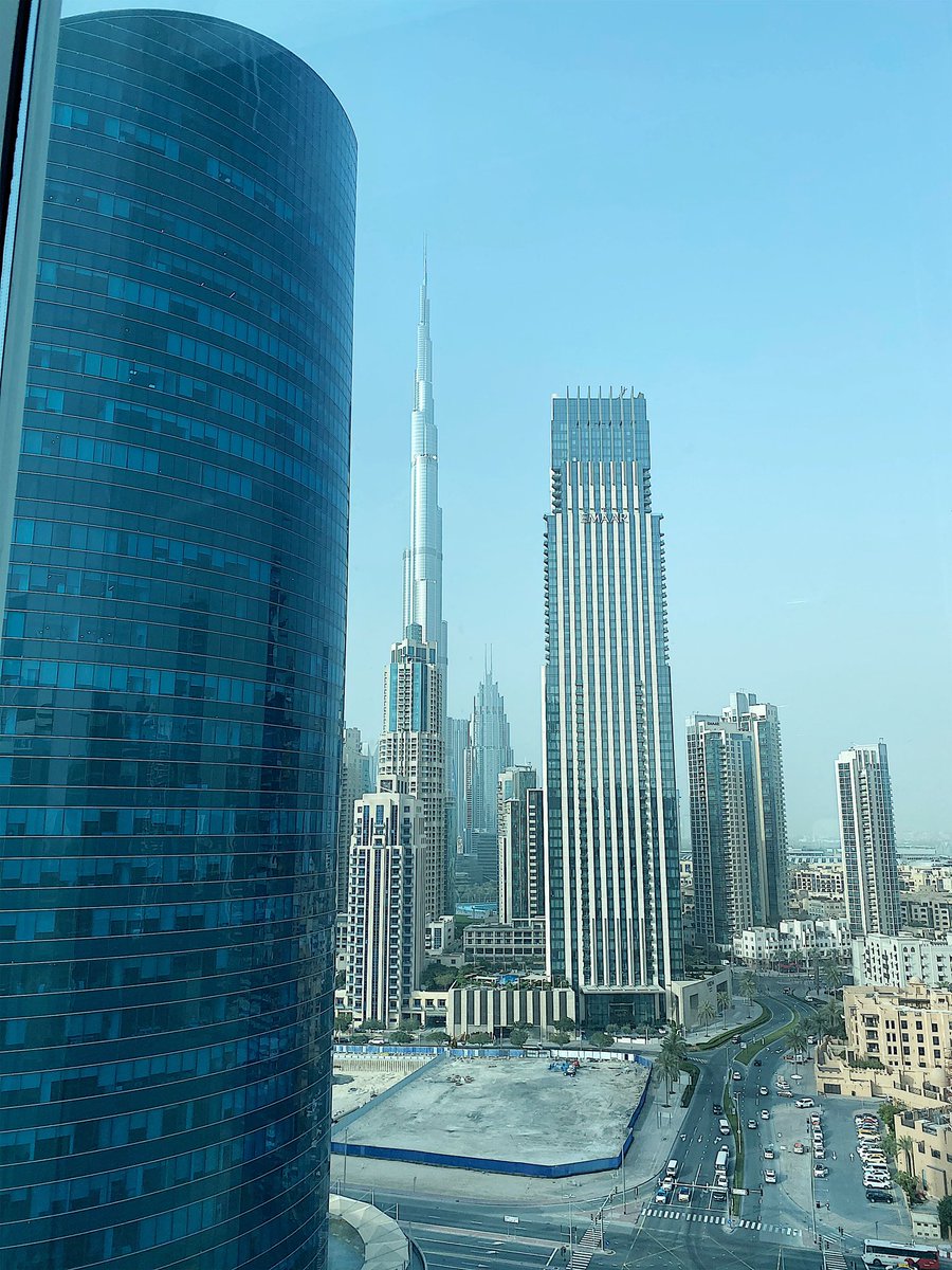 Sooo with this virus it looks my list of spots is gna take a hit but I'm glad I was able to squeeze in a holiday before this madness! I stayed at Steigenberger Hotel in Dubai and it's just so nice & conveniently located 