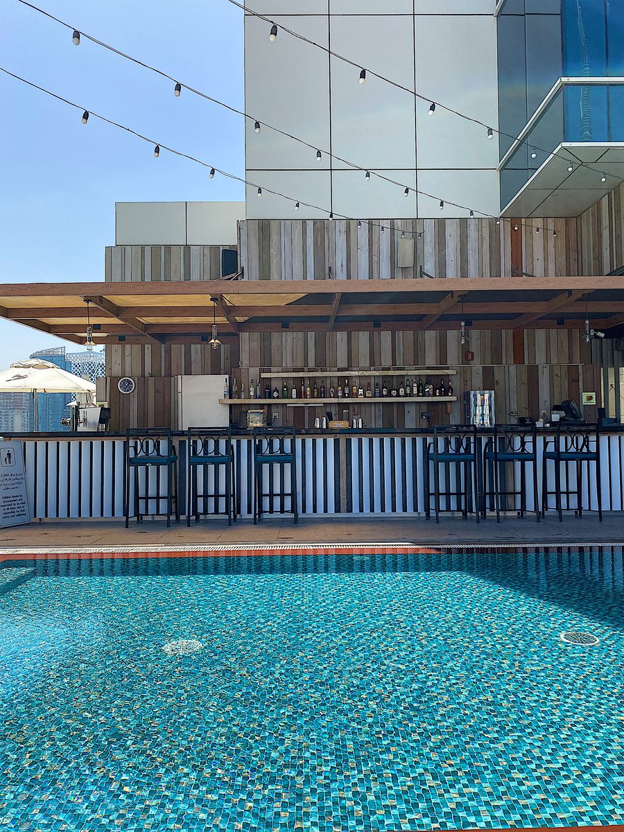 Sooo with this virus it looks my list of spots is gna take a hit but I'm glad I was able to squeeze in a holiday before this madness! I stayed at Steigenberger Hotel in Dubai and it's just so nice & conveniently located 