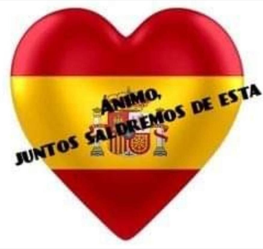 Jupol_Malaga's tweet photo. Gracias a los ciudadanos y especialmente a los niñ@s, por su paciencia y saber estar en #QuedateEnCasa . Gracias a los sanitarios por su lucha al #Covid_19
Nosotros os daremos seguridad. 
Este aplauso va para tod@s vosotr@s 👏👏🏼👏🏿.Animo y lo venceremos
@jusapol
#EquiparacionYa https://t.co/u3Hr380GQX