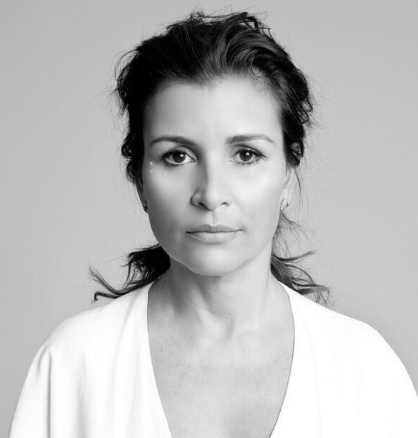 Hoje às 08:08 AM, iniciamos a nossa série de lives no meu instagram.com/dommagalhaes com o tema Domload - Criatividade na Nova Realidade. 
A iniciativa é responder perguntas e ouvir respostas.
Até amanhã. Carpe Diem. 
#Dom #domload #NaQuarentenaEu