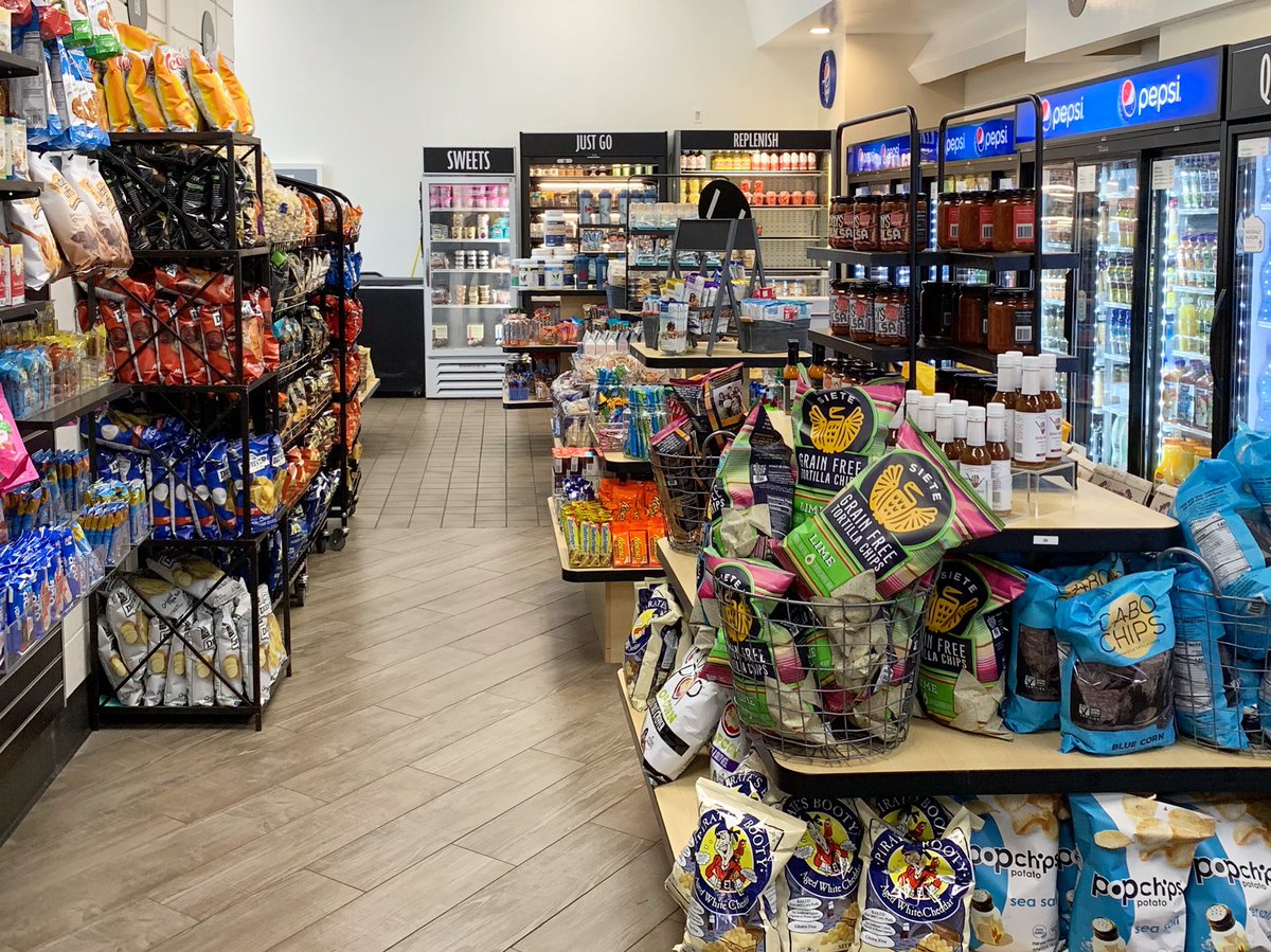 APUDining's tweet image. We realize that this new season is full of uncertainty. Thank you for your patience and understanding as we make quick adjustments to our services. 👉 Dining plan updates and bulk items for sale at Paws N’ Go mailchi.mp/567ba284cff4/n…