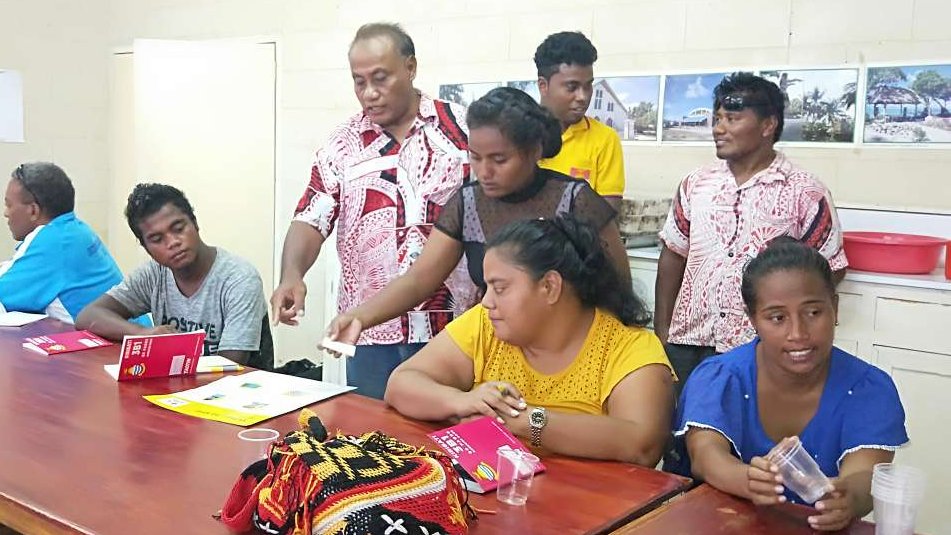 cglorentzen's tweet photo. As for now no positive #covid19 cases have been detected in #SolomonIslands πΈπ§
But Red Cross staff and amazing volunteers are working around the clock to educate, prepare and respond π
#WashYourHands #TogetherApart #ifrcpacific https://t.co/edDB4qgBwL