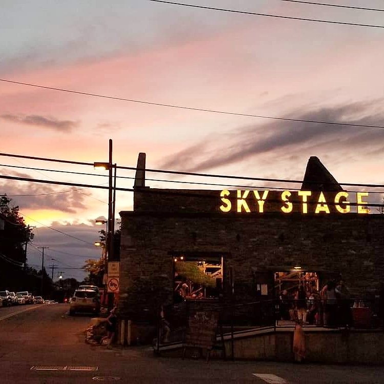 SkyStageMD's tweet image. ATTENTION:  Regrettably, Sky Stage programs/events thru May 9 are cancelled per latest CDC recommendations re: COVID-19. Will reschedule some to later in season where possible. Stay tuned for further updates. 💕