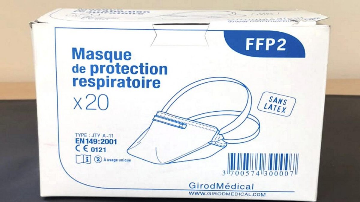 franceinfo's tweet photo. Paris : un millier de masques saisis dans une parapharmacie qui les vendait à 10 euros pièce

https://t.co/4l82I2rG4c https://t.co/P3DQobPaCw