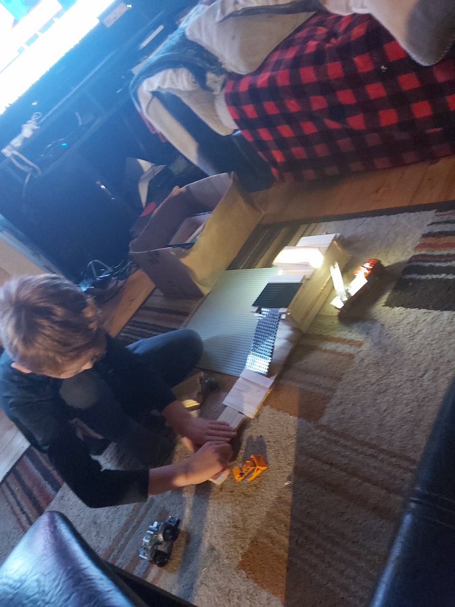 sarah_sarahryan's tweet image. #MakerFun Simple machine! @brilliant_labs #MakeSomethingBrilliant @ACOACanada @ISED_CA @nseducation #Funcreatif