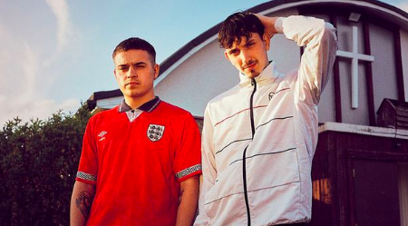 We caught up with the <a href="/eykmusic/">EVERYONE YOU KNOW</a> lads to chat about growing up together, the artists that influenced them, what's up next and more...check it mag.beatstravel.com/get-to-know-ev…