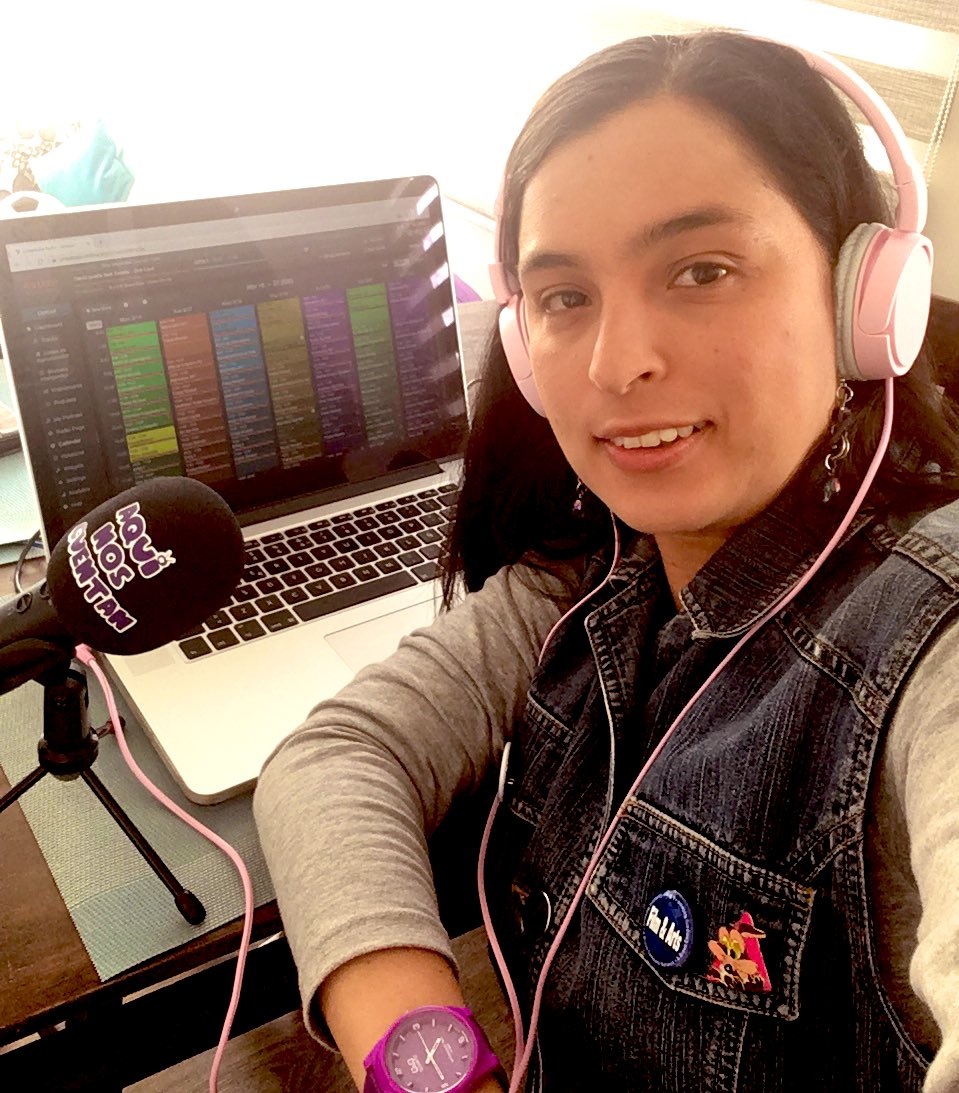 TatiMoralesCom's tweet photo. Haciendo #Radio desde la casa. Esta parte de la historia se llama. #Disfrutandolacuarentena como no amar mi trabajo. #GraciasSeñor #GraciasUnisabanaRadio #QuedateEnLaCasa #YoMeQuedoEnCasa 
@aquinoscuentan @USMComsabana @EscenarioUSTA https://t.co/fQ95psMuoe