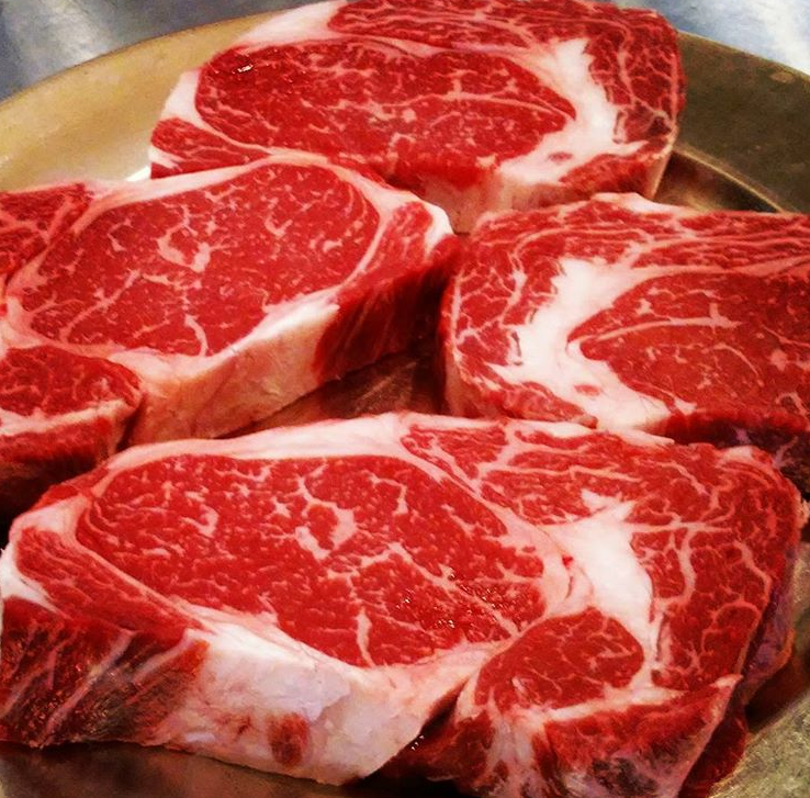 WE DELIVER MEAT! Get the freshest, premium, hand crafted meat delivered right to your door straight from our local partners at American Butchers LLC in the Dallas Farmers Market. Steaks, roasts, chops &amp; more from rural family farms! facebook.com/AmericanButche…