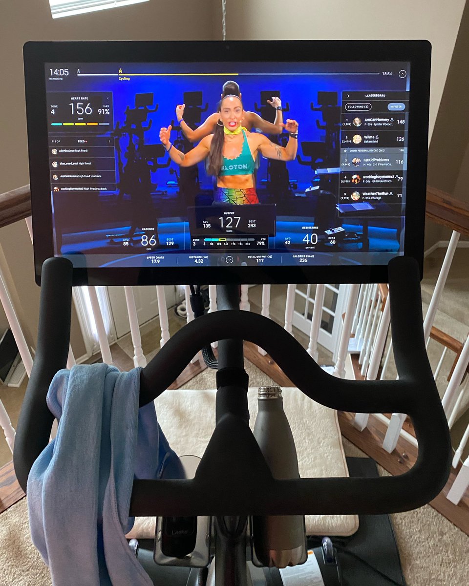 rlagmanPMP's tweet image. MUCH needed ride today!!!  Thanks for suggesting the ride @CherylScottWX and LOVED getting a high five from @AllymissLove along with  getting to ride with some of my @Cisco #Pelopeeps #FatKidProblems #OnePeloton #WeAreCisco #CiscoSE #Leader