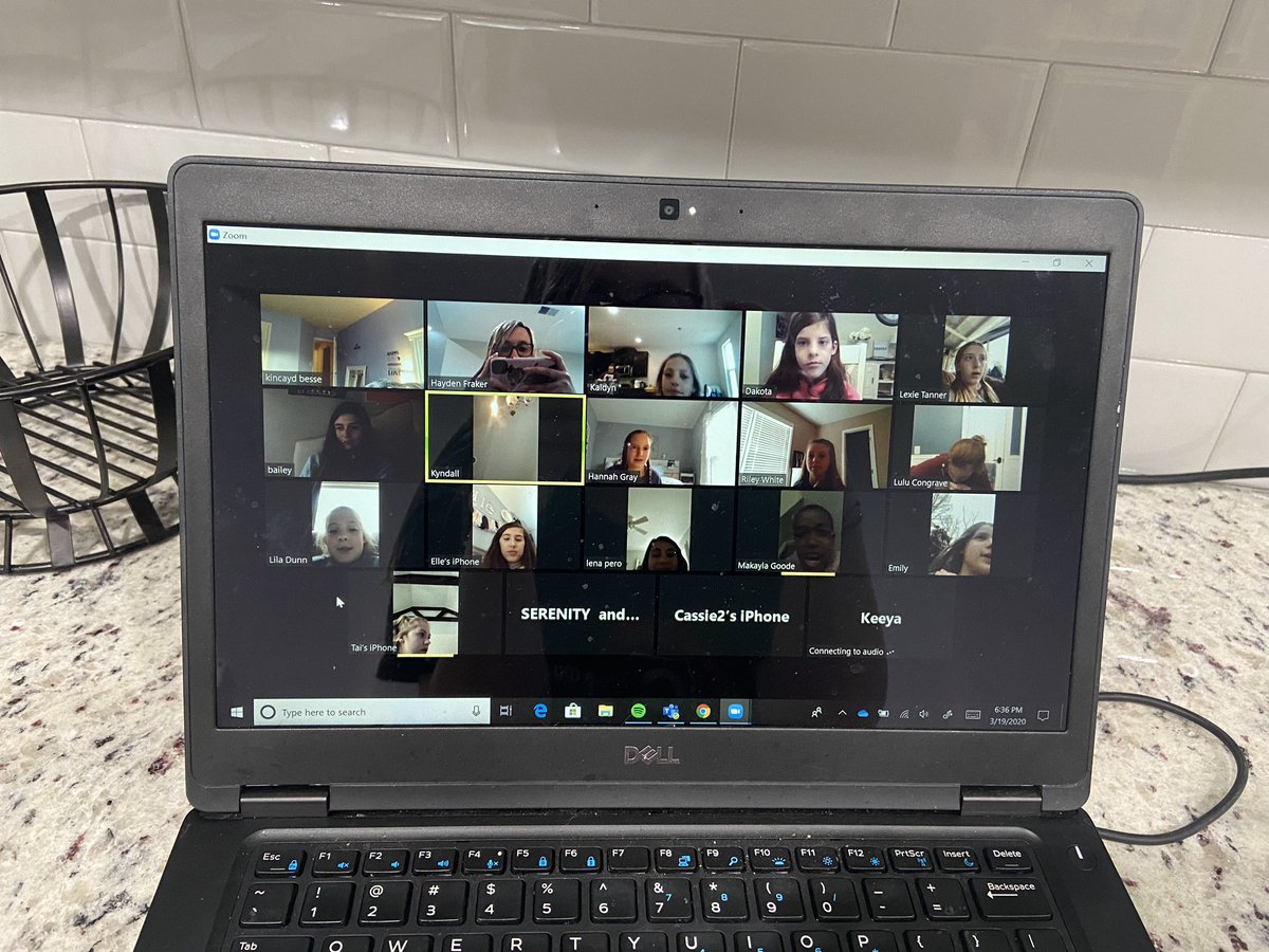 Loved getting to see my sweet girls faces tonight 🥰