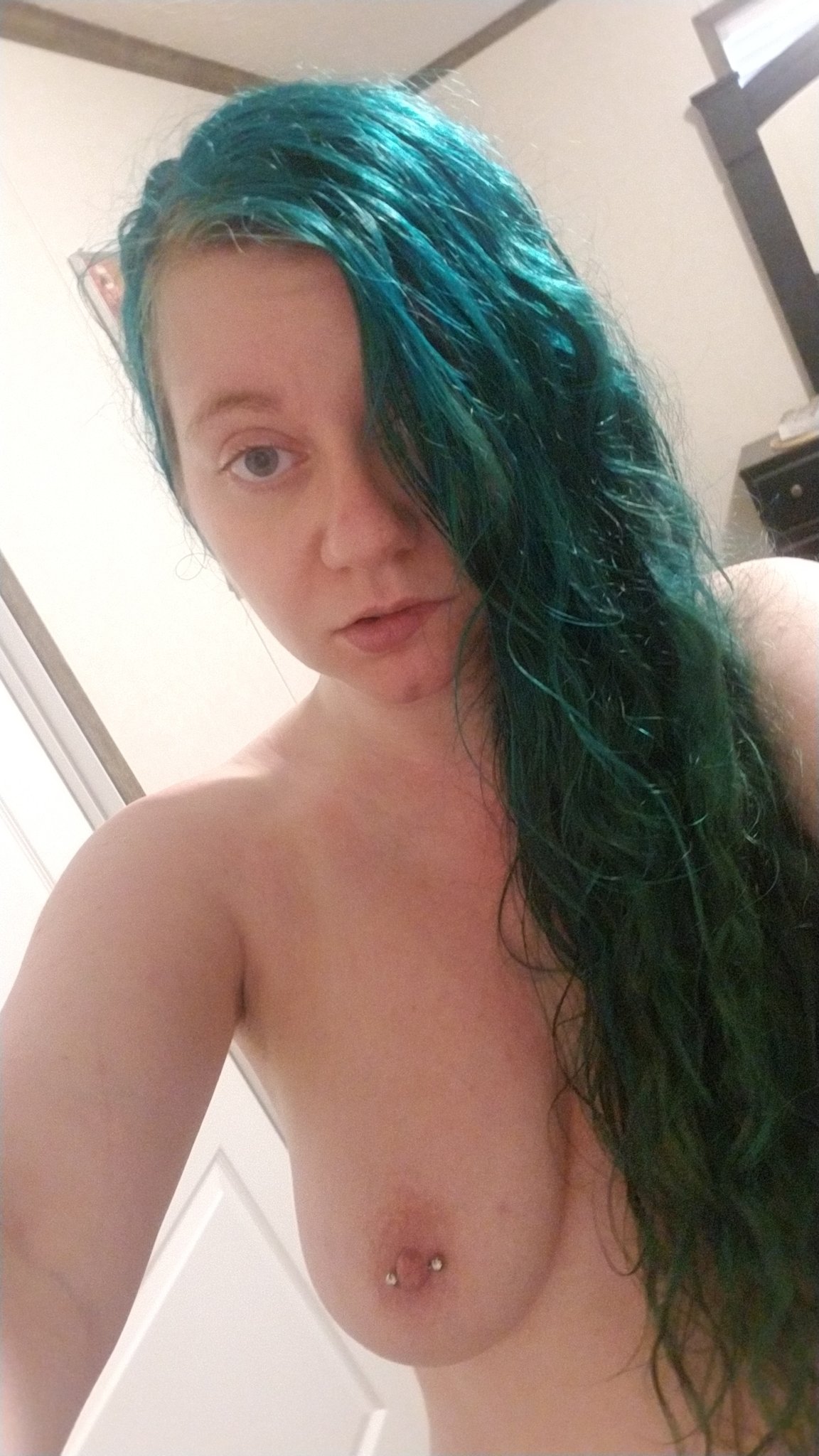 Guess what I just made... it's converting now on pornhub. #anal #coronavirus #COVID19 #Quarantine #porn #squirter #kittenisaslut #squirting #anal #pornhub https://t.co/w9DdwJ5O66