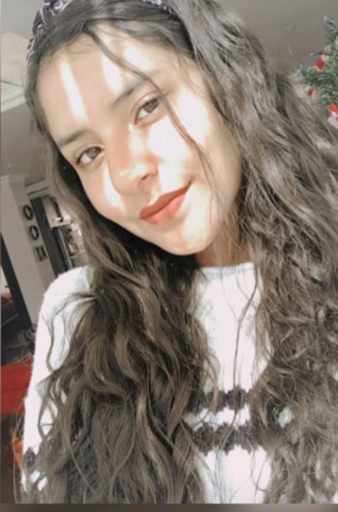 _EmilyDanielaaa's tweet photo. I love youuu 🤍#SelfieForJoel #HoneyBoo @itsjoelpimentel https://t.co/vUPkQG5Heh
