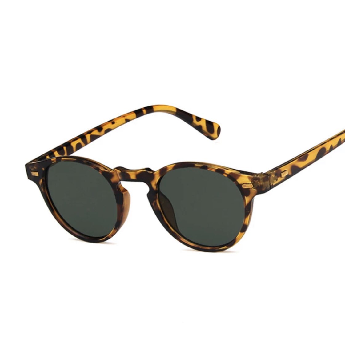 shop_flylikeus's tweet photo. Tortoise Shell Frankie Sunglasses are
Back In Stock!!
https://t.co/RX1vl9mhg7 https://t.co/2ymbvGXlct