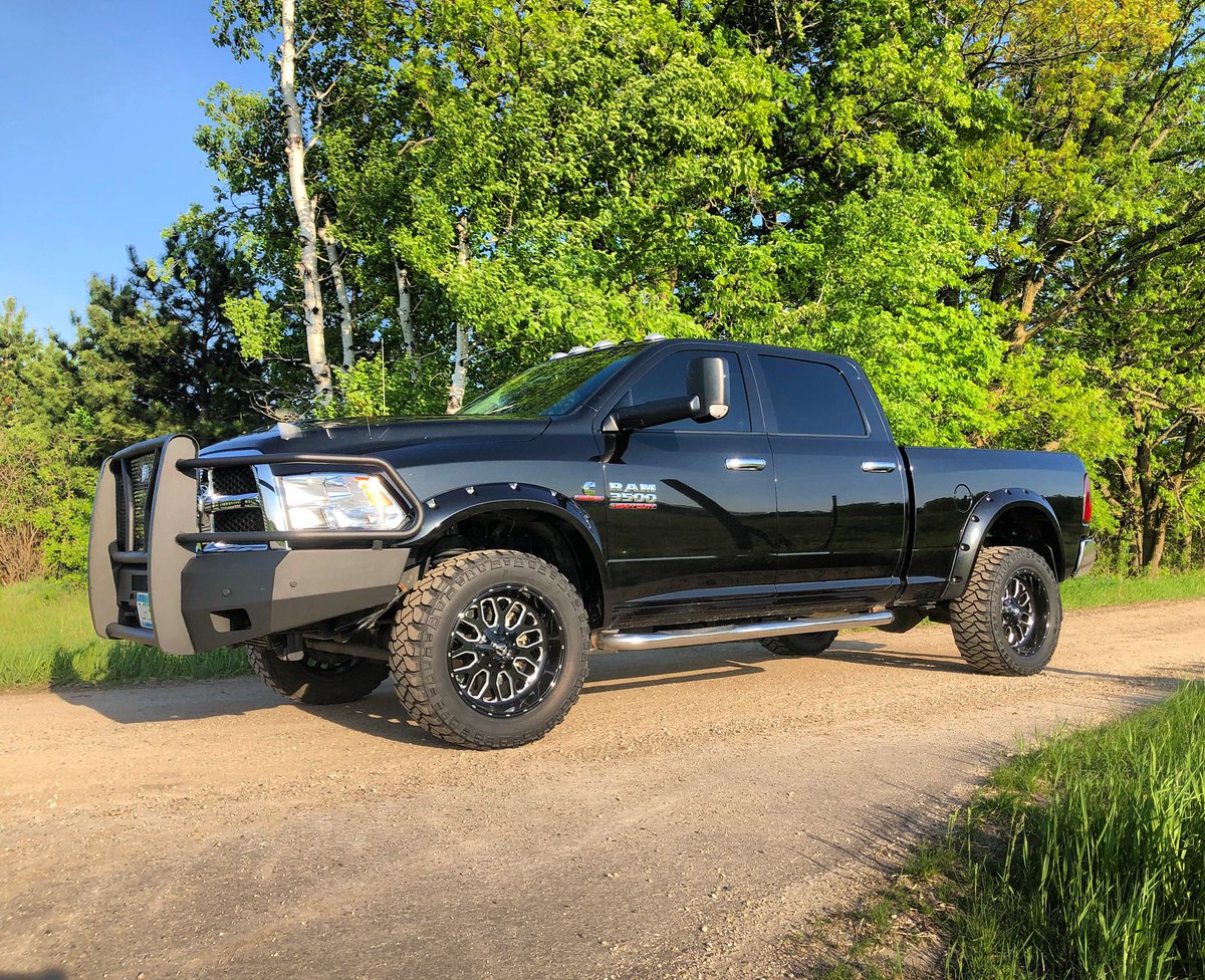 Mitch Field tweet media