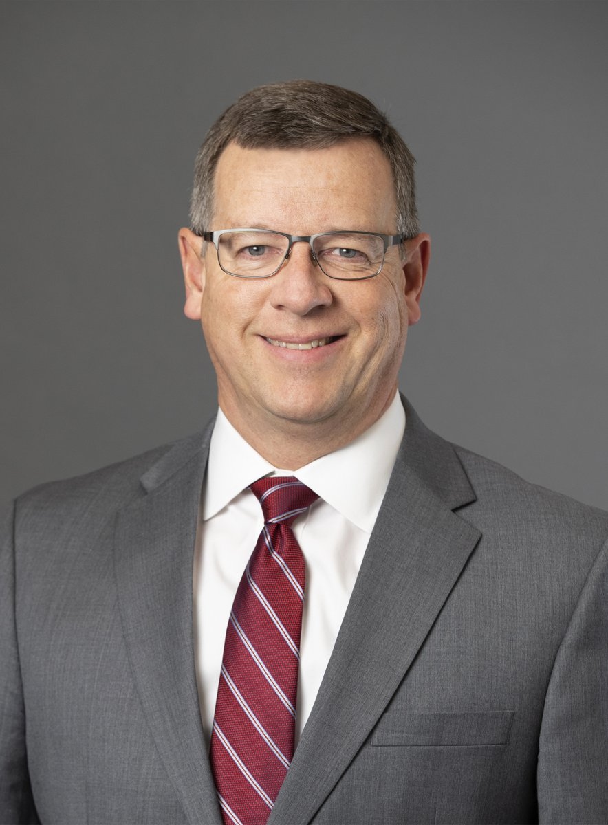 From the first JCCC President and the fifth, we welcome and congratulate the sixth, Dr. Andrew W. Bowne! Read more about his experience: ow.ly/KtYX50yQwPq