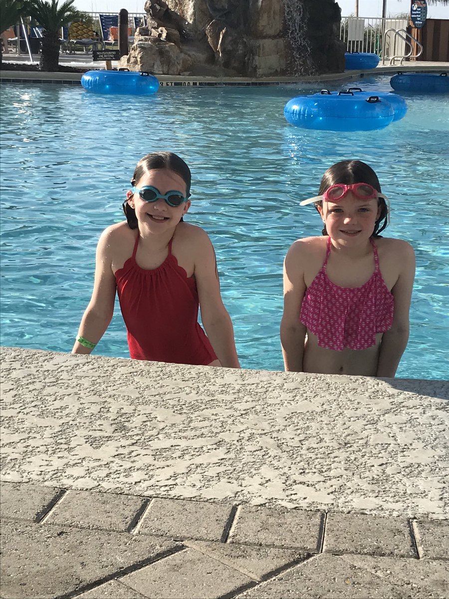 cpfakf's tweet photo. Had a great time social distancing in Florida this week! #lazypirate https://t.co/eXQYOCwxZW