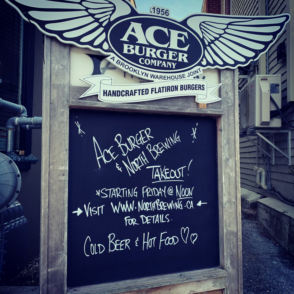 HOT FOOD &amp; COLD BEER!! 🍔🍻 Another collaboration between Battery Park &amp; <a href="/NorthBrewing/">North Brewing Co.</a> / Hit up northbrewing.ca for the details on our contactless take-out system to keep the community fed.

Peace and love, your friends @ 62 Ochterloney St.